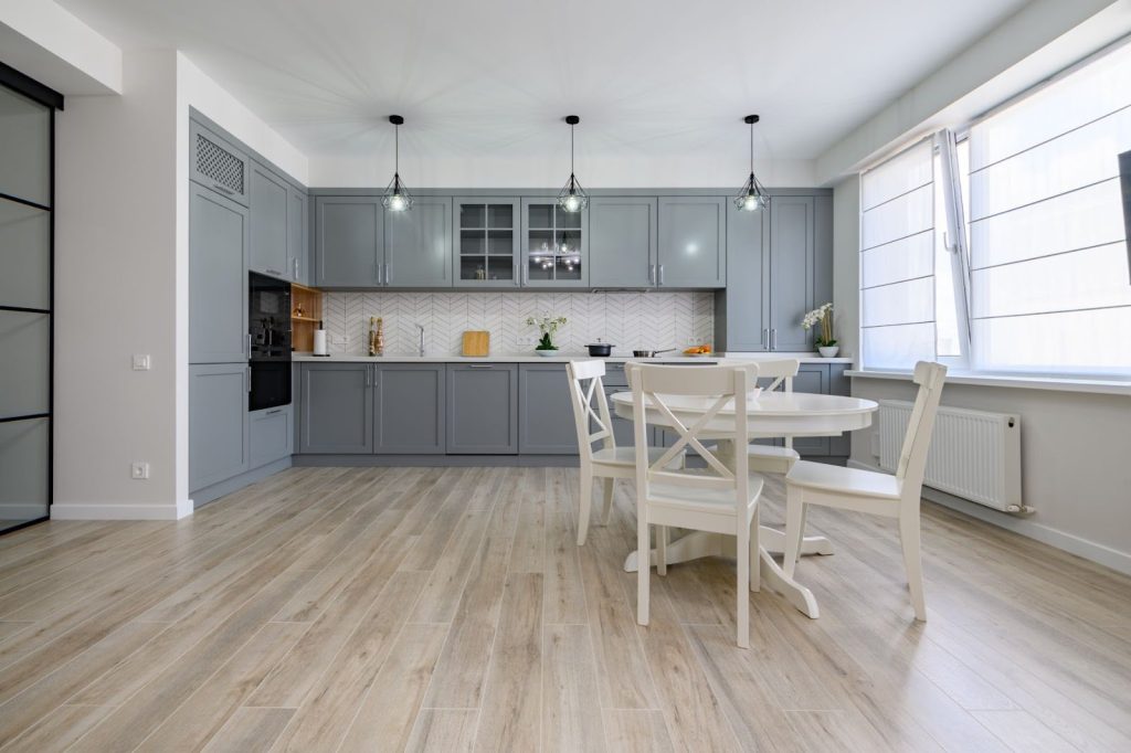 Laminate flooring kitchen has become a popular choice for kitchen spaces due to its numerous benefits and practical features.